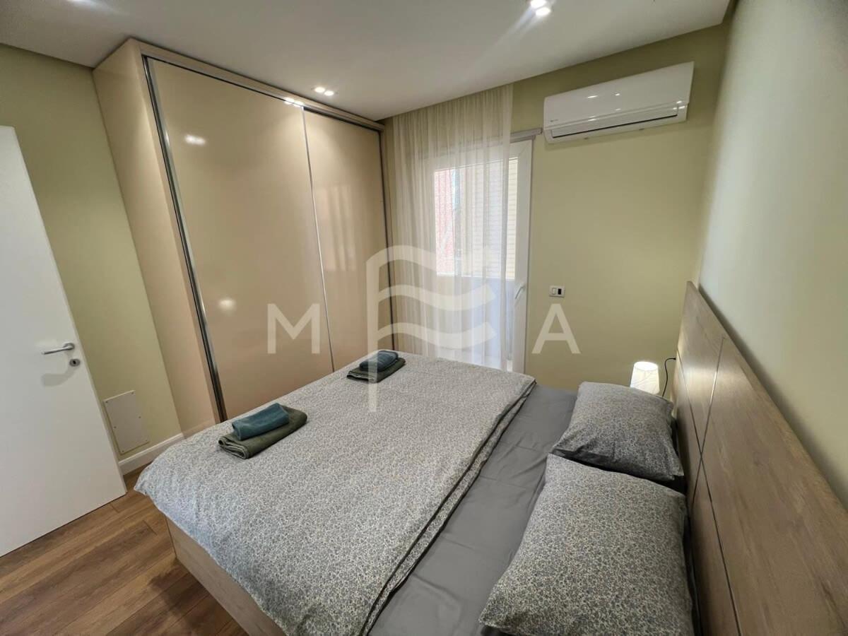 Yacht Club 573 Apartment Durres Exterior photo